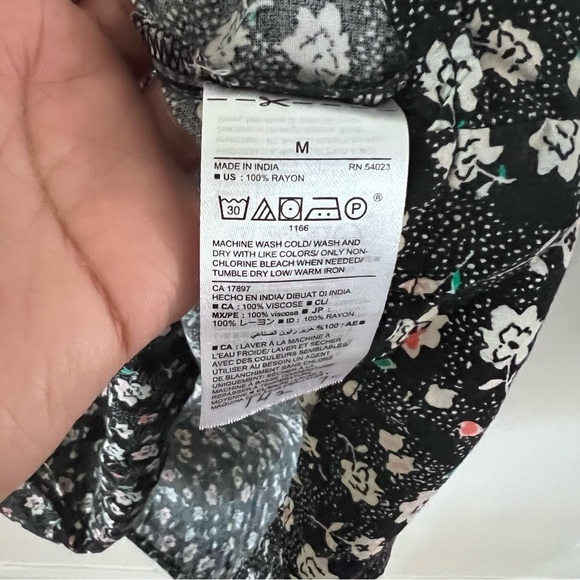 Old Navy Pleated Bust Floral Print Long Sleeve Tunic Dress | Size Medium | - Picture 6 of 6